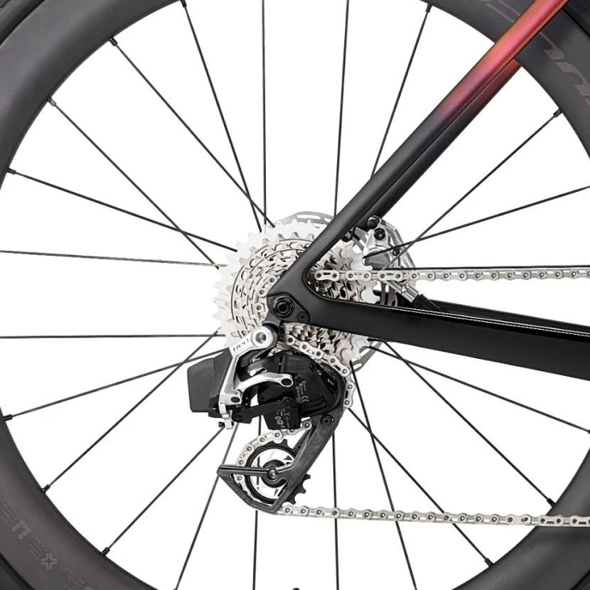 795 BladeRS Red AXS / Fulcrum Speed 57